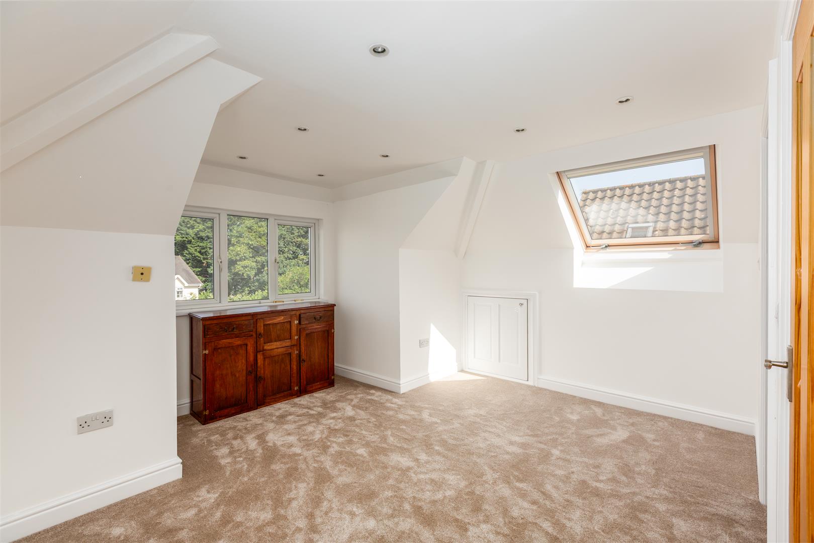 Pencaerfenni Lane, Crofty, Swansea, SA4 3SD